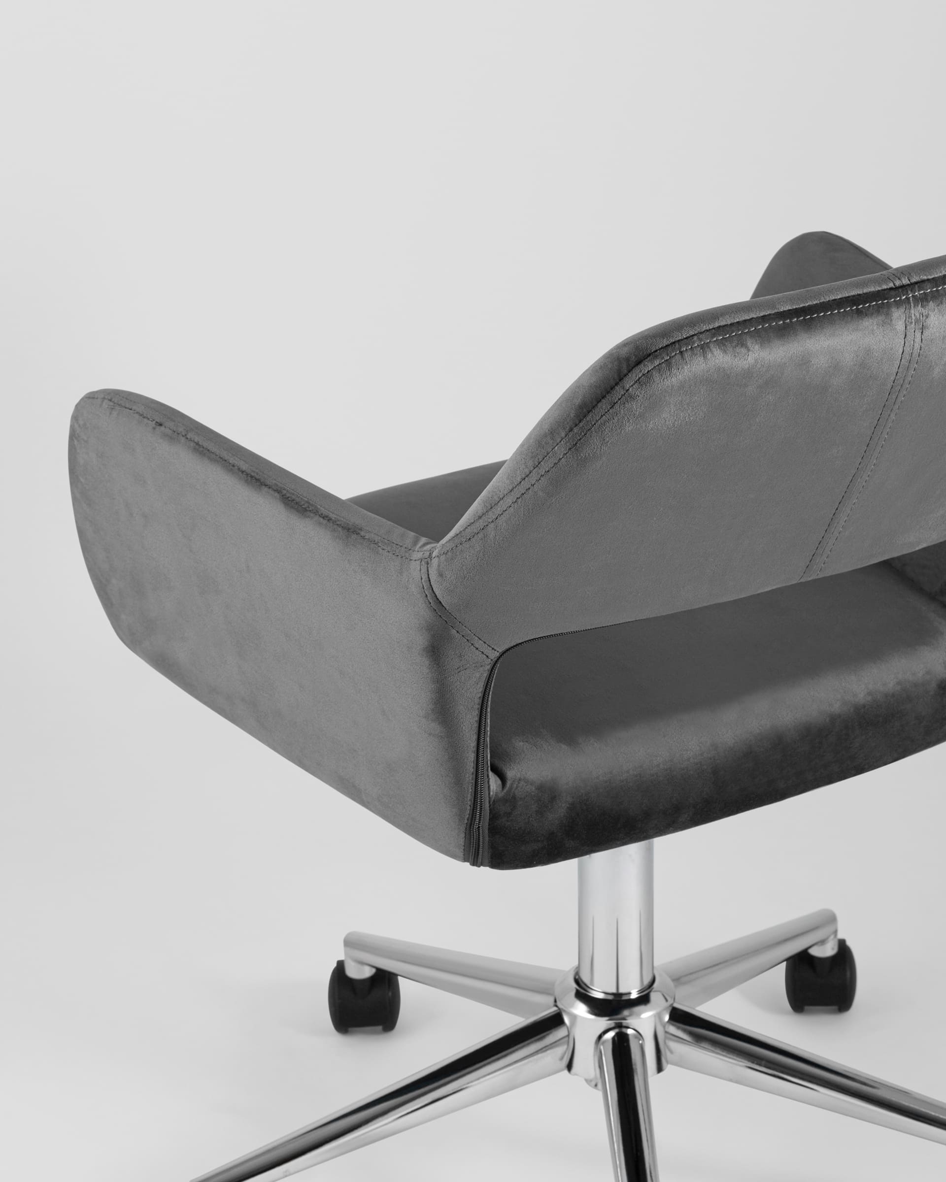 Кресло офисное Ross велюр серый из Италии