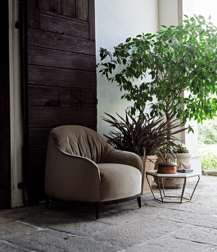 Стол журнальный Philipp 3096 и кресло Philipp 1092 из Италии