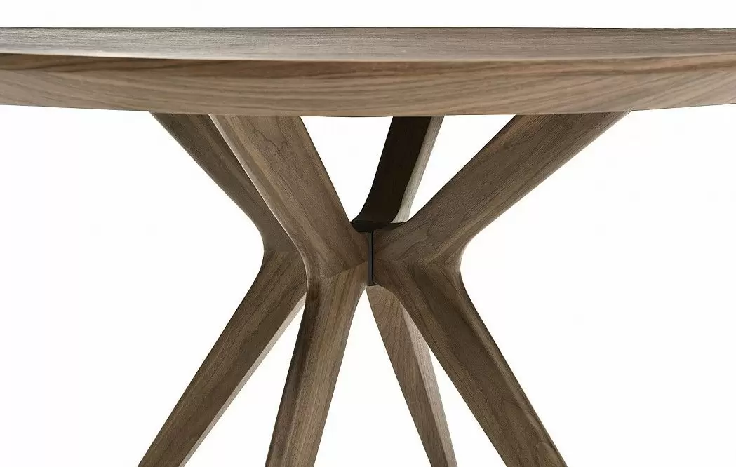 Стол Clark, орех из Италии