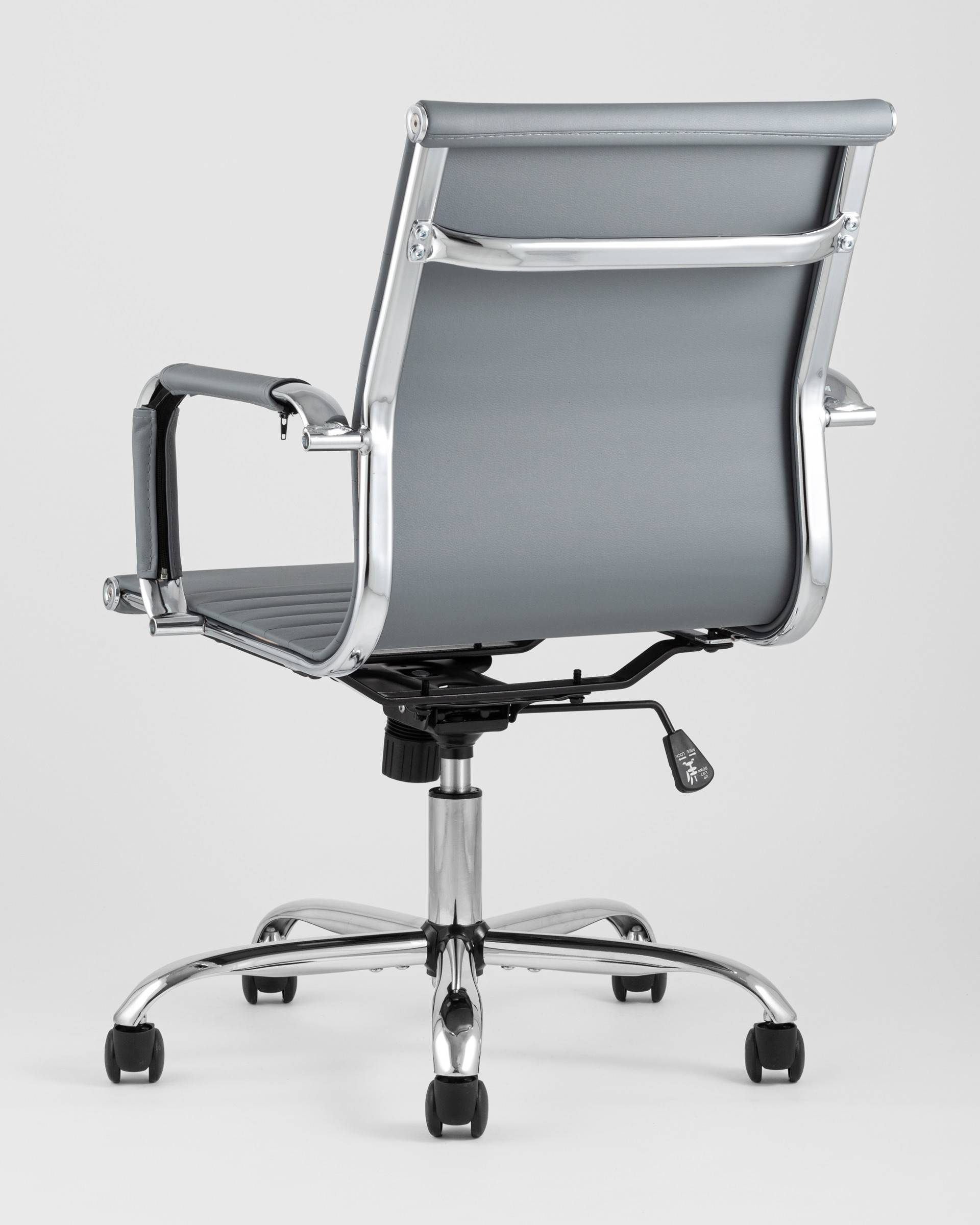 Кресло офисное TopChairs City S серое из Италии