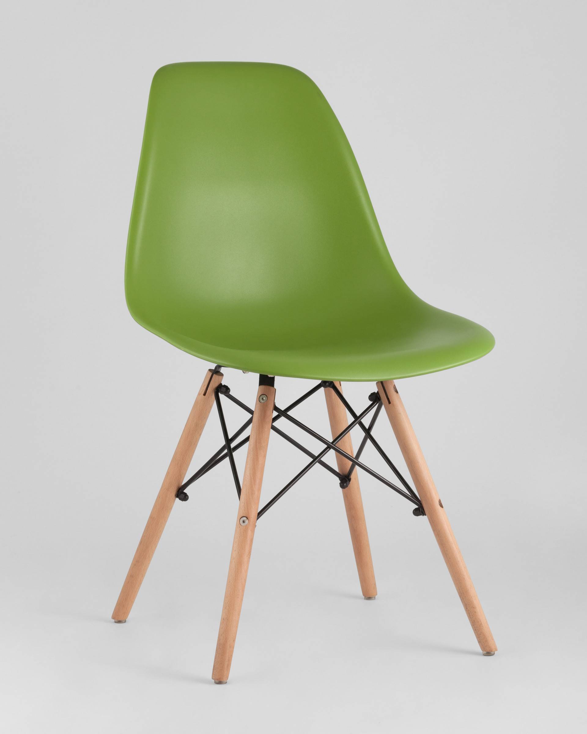 Стул Eames DSW зеленый из Италии