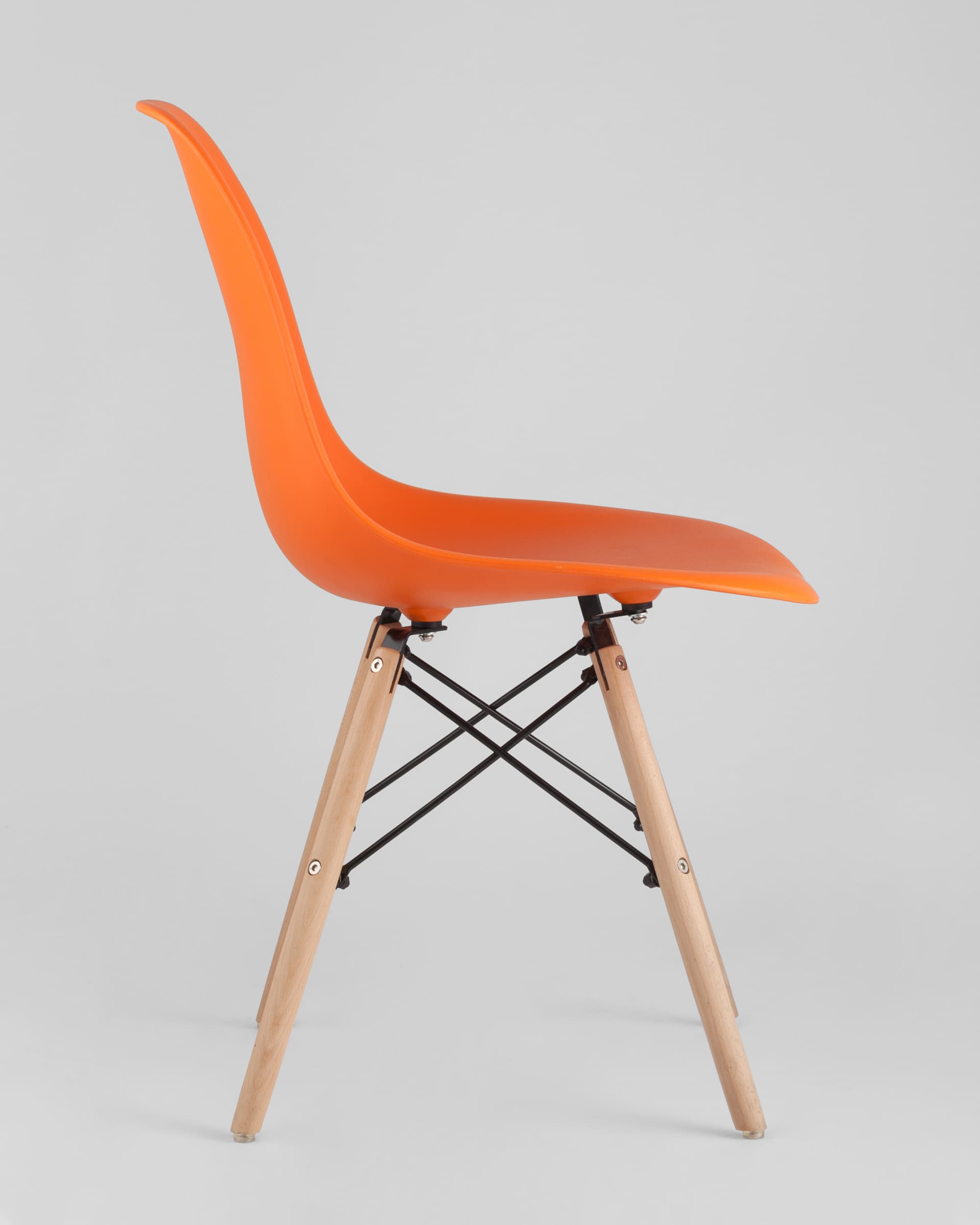 Стул Eames DSW оранжевый x4 из Италии