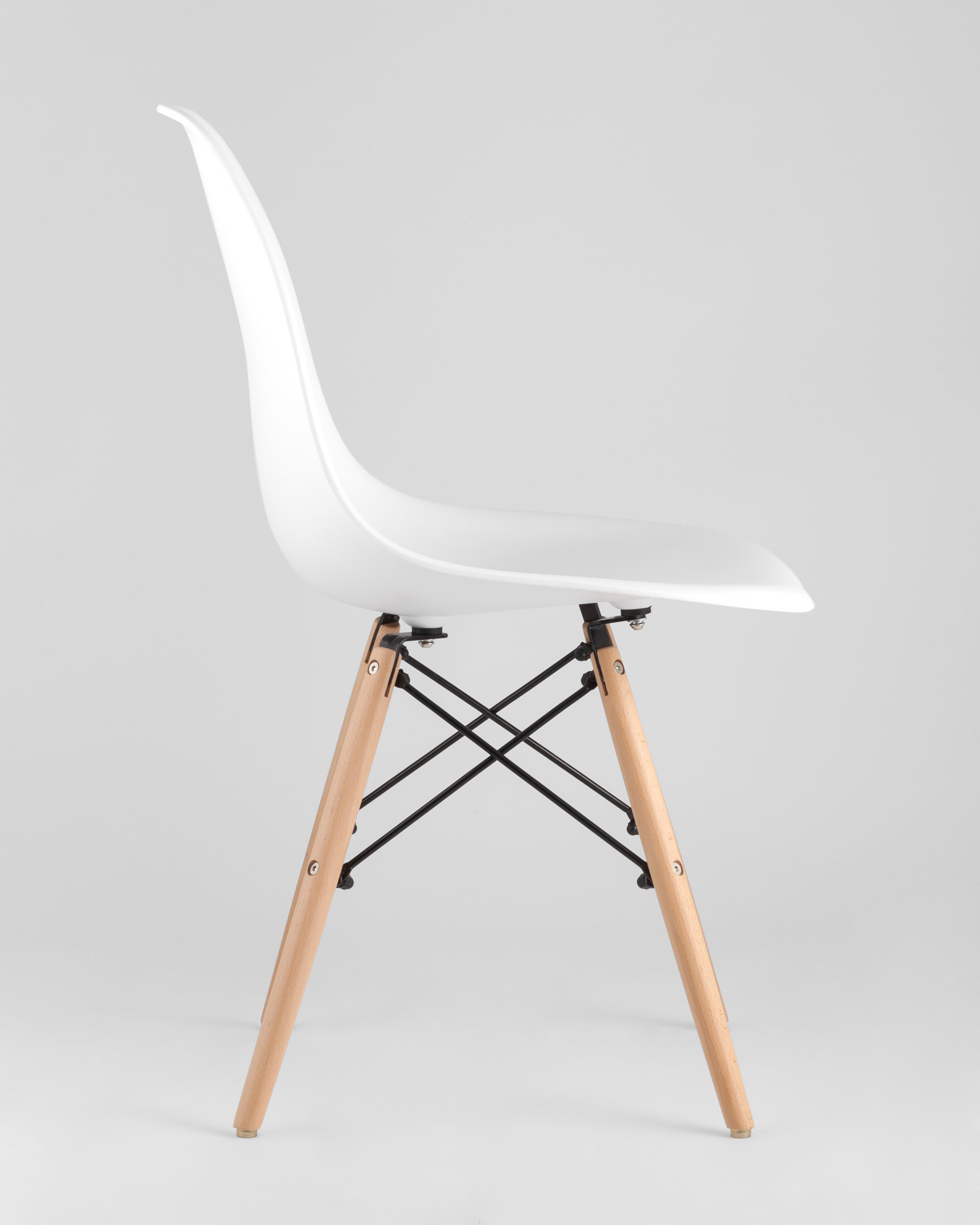 Стул Eames Style DSW белый (разборный каркас) из Италии