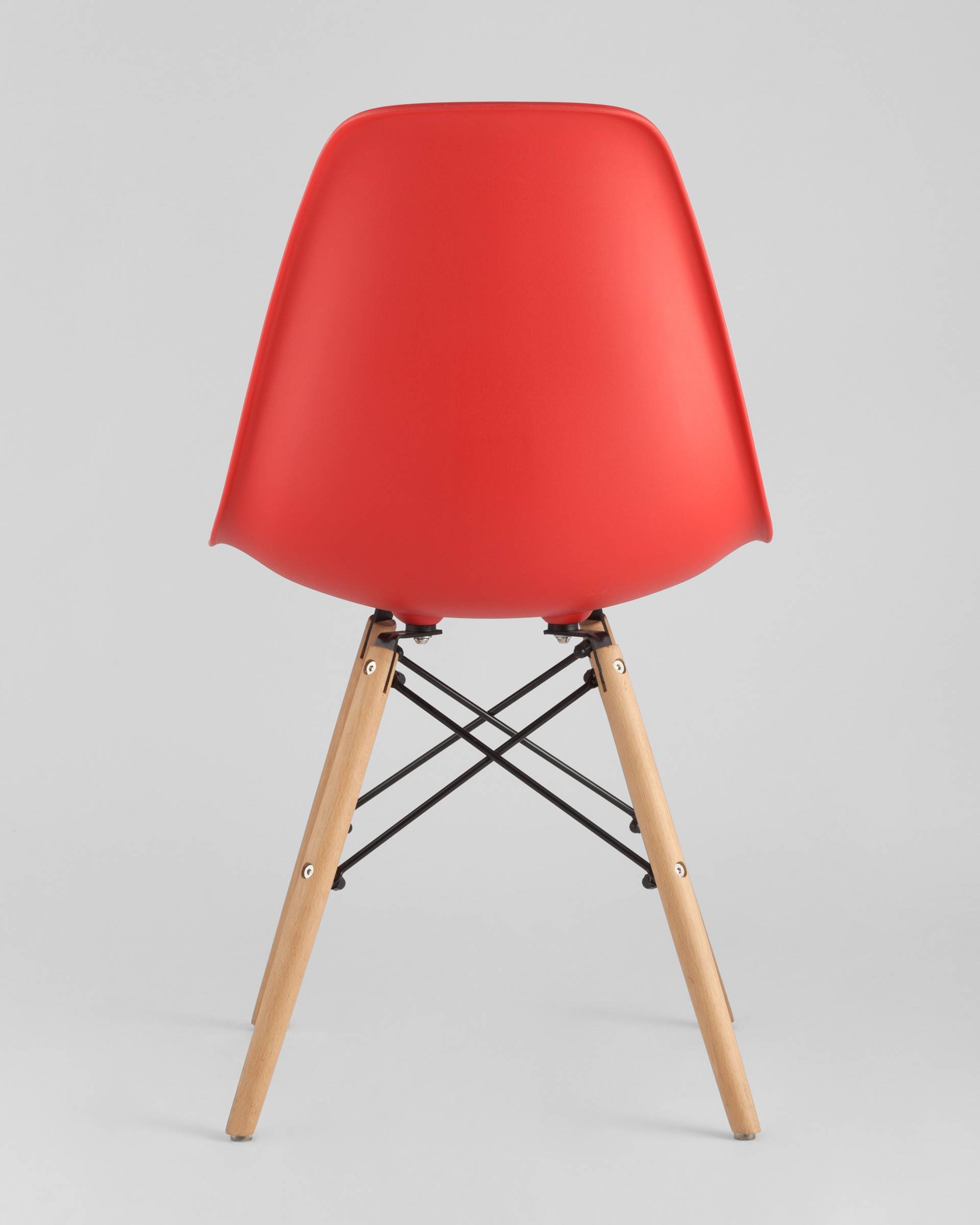 Стул Eames DSW красный из Италии
