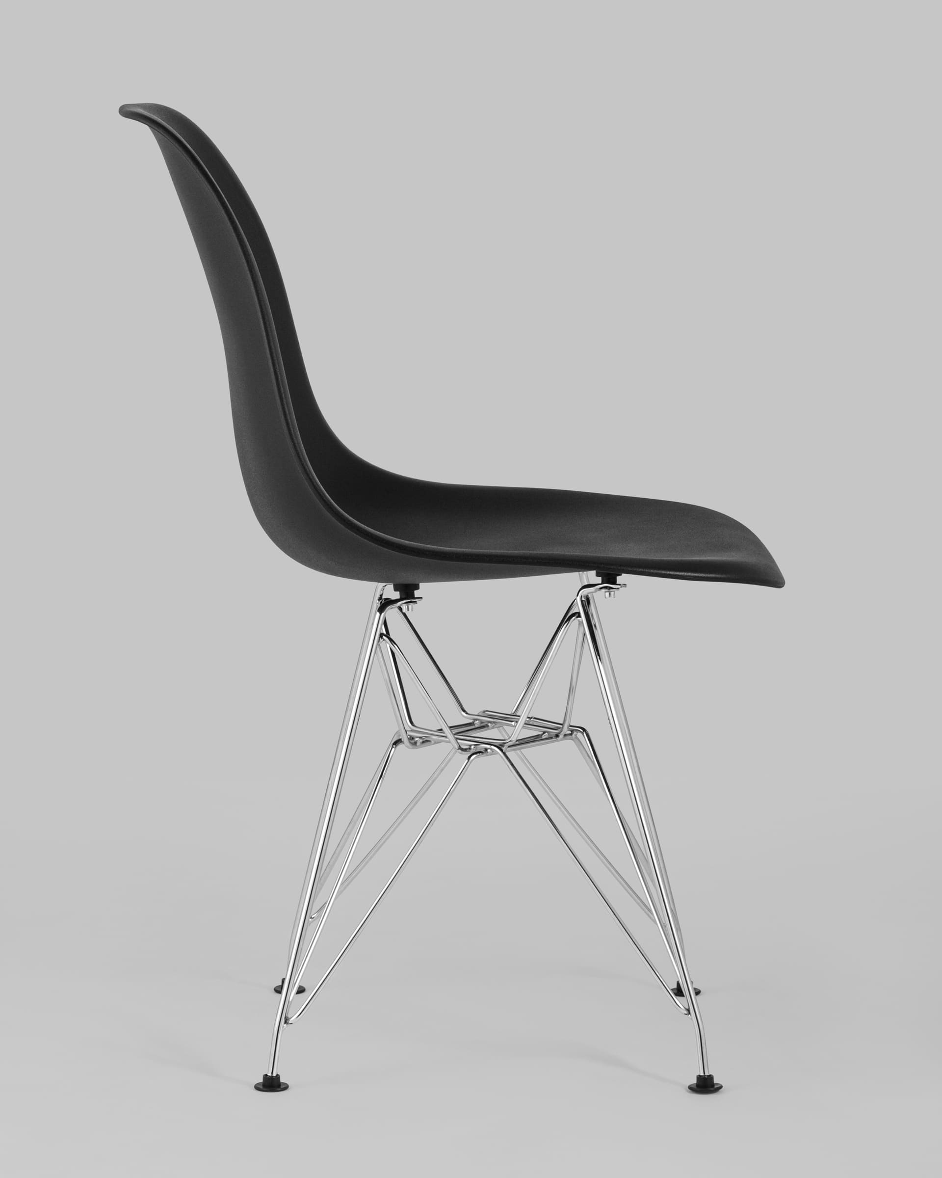 Стул Eames DSR черный из Италии
