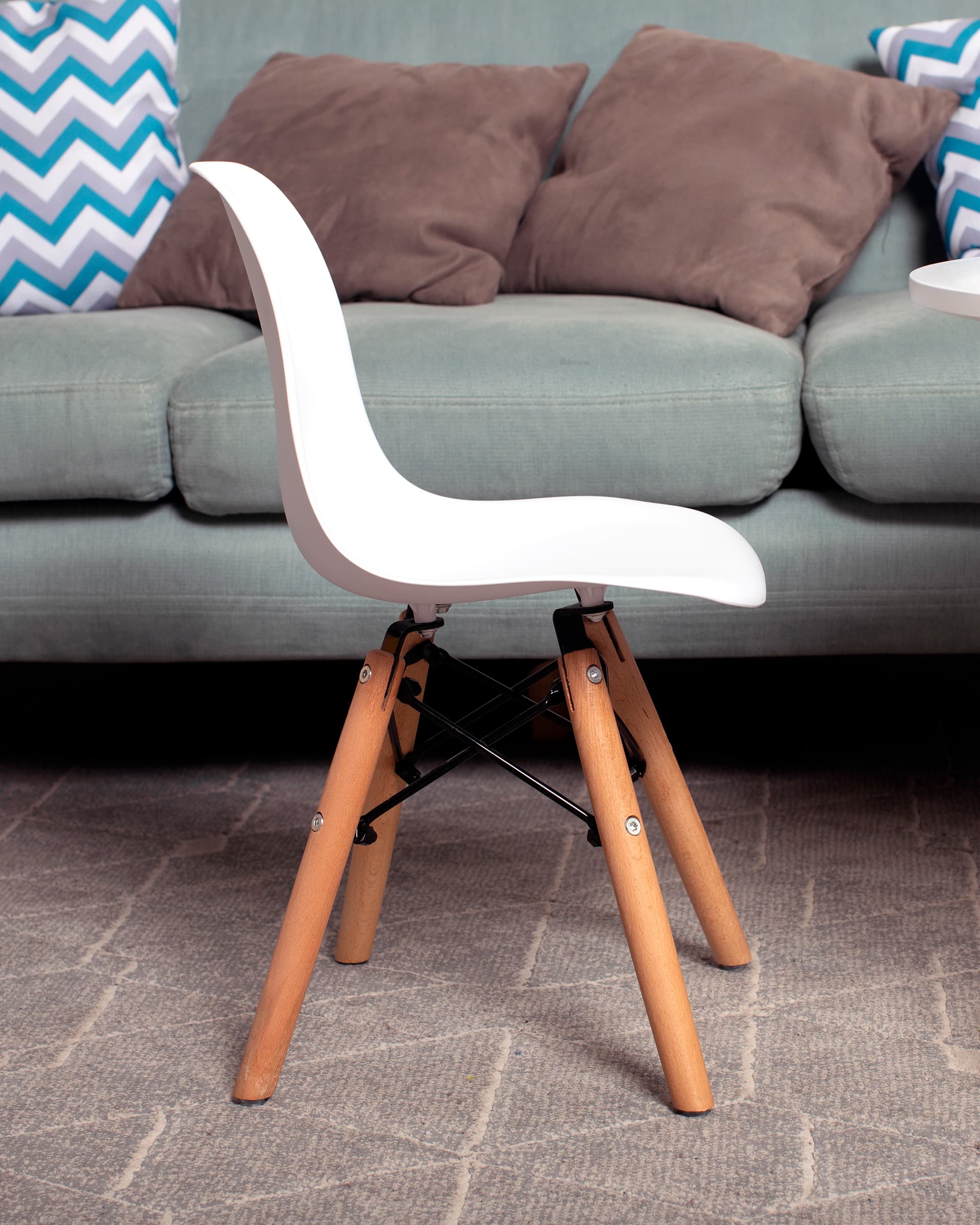 Стул Eames DSW детский белый из Италии